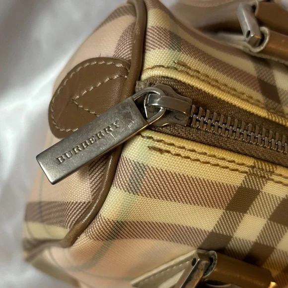 Burberry Pink Nova Check Satchel - Picture 13 of 16